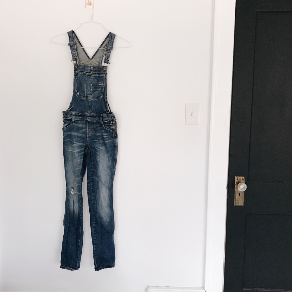Jean distressed overalls